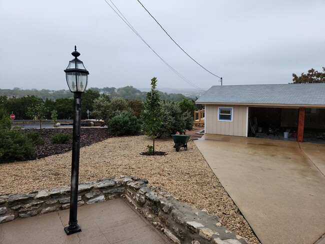 100 Chula Vista Dr in Kerrville, TX - Building Photo - Building Photo