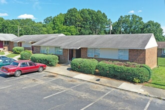 Coleridge Road Apartments in Asheboro, NC - Building Photo - Building Photo