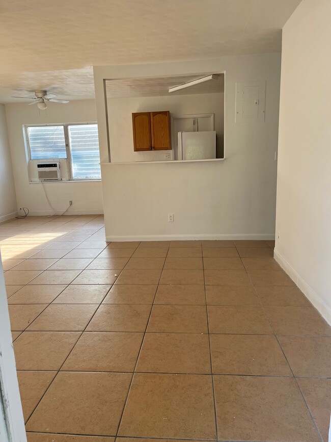 1340-1342 NE 7th Ave in Fort Lauderdale, FL - Building Photo - Building Photo