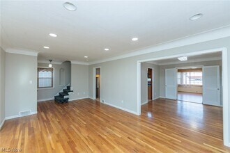 4441 Baintree Rd in University Heights, OH - Building Photo - Building Photo