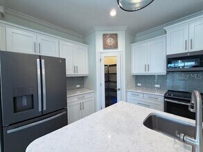 16966 Rosedown Glen in Parrish, FL - Building Photo - Building Photo