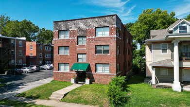 4042-4044 Harrison St in Kansas City, MO - Building Photo - Building Photo