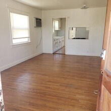 1370 Chrysolite Ave in Mentone, CA - Building Photo - Building Photo