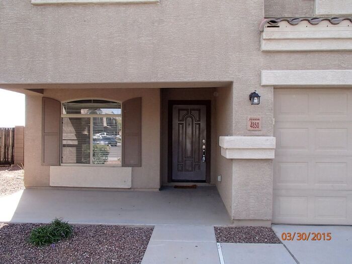 4850 N 113th Dr in Phoenix, AZ - Building Photo