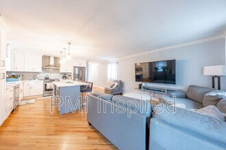 446 Monmouth Ave in Leonardo, NJ - Building Photo - Building Photo