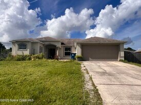 1458 Deming Dr SE in Palm Bay, FL - Building Photo