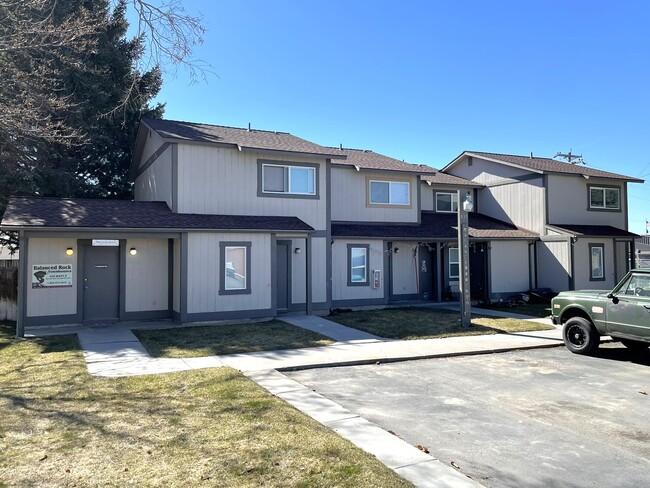 Balanced Rock Apartments