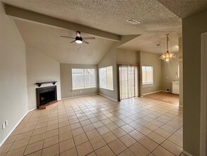 7207 Caracas Dr in Houston, TX - Building Photo - Building Photo