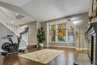 905 224th Ave NE in Sammamish, WA - Building Photo - Building Photo