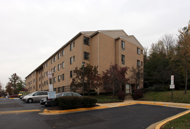 Mrs Philippines Apartments in Oxon Hill, MD - Building Photo - Building Photo