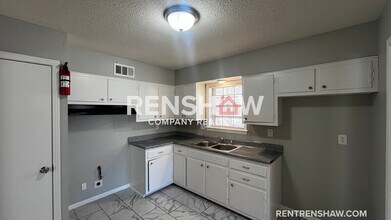 2547 Courtney Dr in Memphis, TN - Building Photo - Building Photo