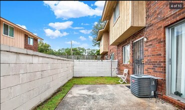 13 Lewis Dr-Unit -A in Savannah, GA - Building Photo - Building Photo