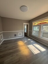 47 Berkshire Ave in Bridgeport, CT - Foto de edificio - Building Photo