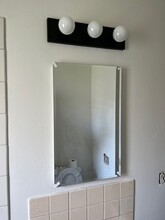 2423 19th Ave in Oakland, CA - Building Photo - Building Photo