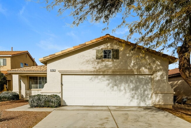 9782 Vista Crest Ave