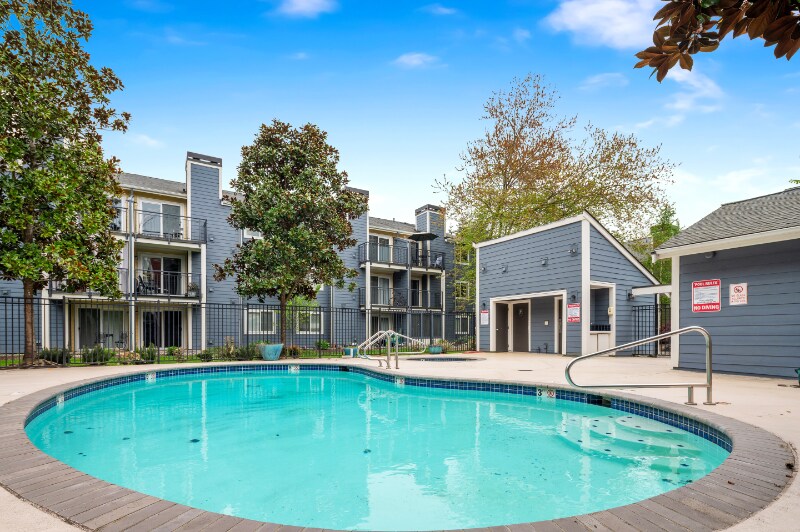 12607 SE 41st Pl in Bellevue, WA - Building Photo