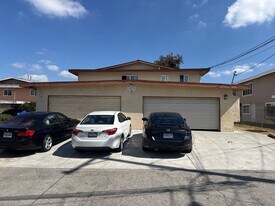 7114 Westview Pl in Lemon Grove, CA - Building Photo