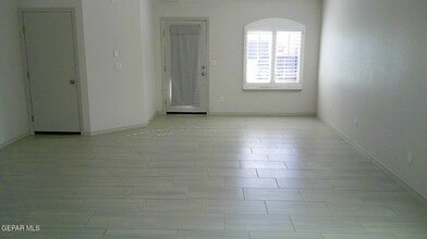 7441 Norte Mesa Ln in El Paso, TX - Building Photo - Building Photo