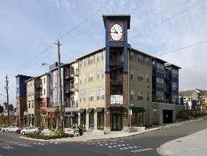 Nia Apartments in Seattle, WA - Building Photo - Building Photo