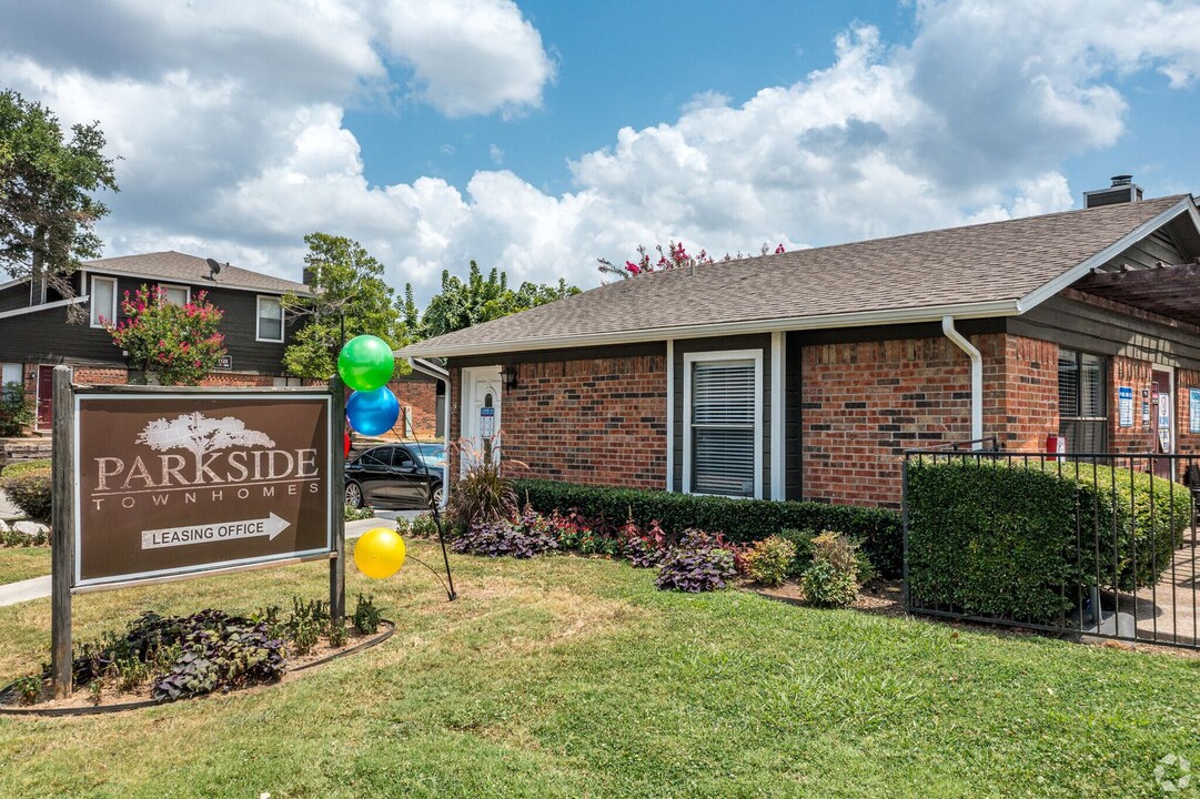 1200 Alder Dr in Arlington, TX - Foto de edificio