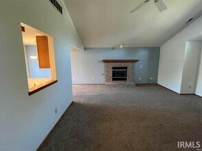 13835 Wild Horse Ct in Leo, IN - Building Photo - Building Photo