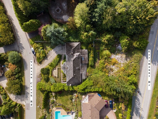 property at 1565 Vinson Creek Rd