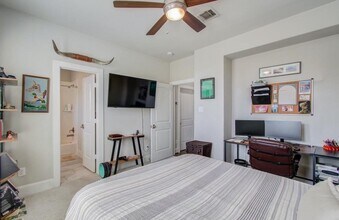 243 W 27th St in Houston, TX - Building Photo - Building Photo