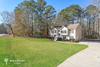 150 Lakeside Dr in Covington, GA - Building Photo - Building Photo