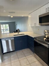 106 Mary Dr in Oldsmar, FL - Building Photo - Building Photo