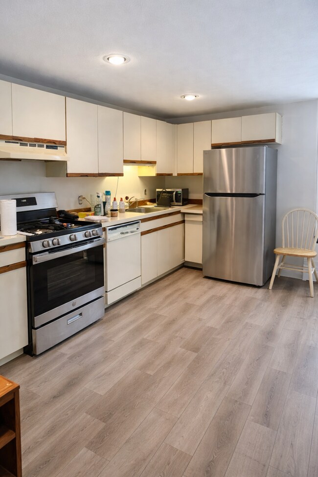 283 Main St, Unit 1 in Boston, MA - Building Photo - Building Photo