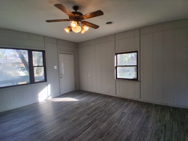 904 N Collett St in Danville, IL - Building Photo - Building Photo