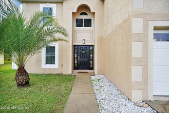 77 London Dr in Palm Coast, FL - Building Photo - Building Photo