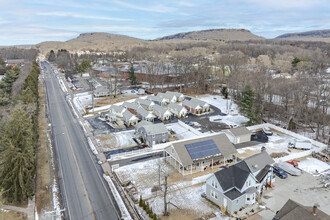 North Broad Park in Meriden, CT - Building Photo - Building Photo