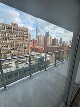 751 S Clark St, Unit 1609 in Chicago, IL - Foto de edificio - Building Photo