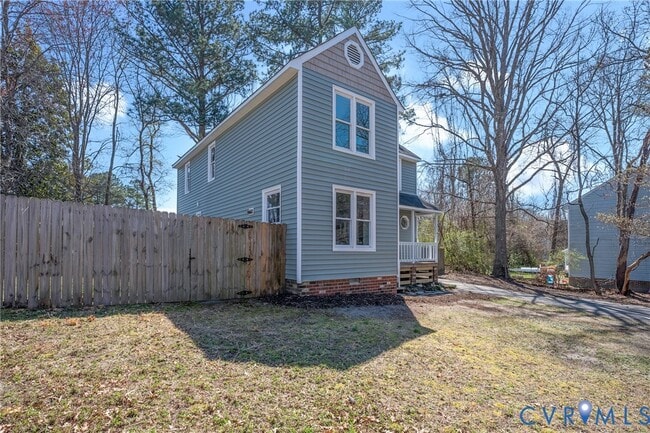 11101 Timonium Dr in Chester, VA - Foto de edificio - Building Photo