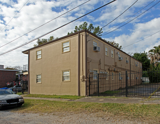 4421 Burgundy St in New Orleans, LA - Building Photo - Building Photo