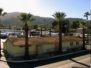 Crane Lakeside Park in Lake Elsinore, CA - Building Photo - Building Photo