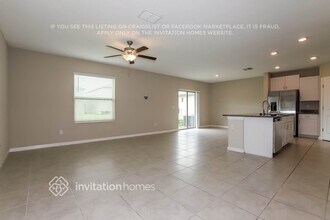 11109 Riley Pines Cir in Gibsonton, FL - Building Photo - Building Photo