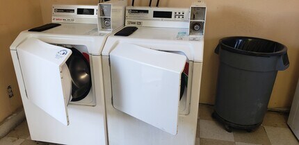 14818 Lemoli Ave in Gardena, CA - Foto de edificio - Building Photo