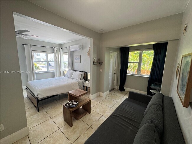 property at 726 8th St