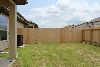 12214 Dona Lane in Houston, TX - Building Photo - Building Photo