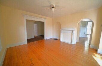 84 Walker St in Newton, MA - Building Photo - Building Photo