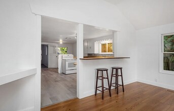 10612 NW Skyline Blvd, Unit 1611 - B-505 - B in Portland, OR - Building Photo - Building Photo