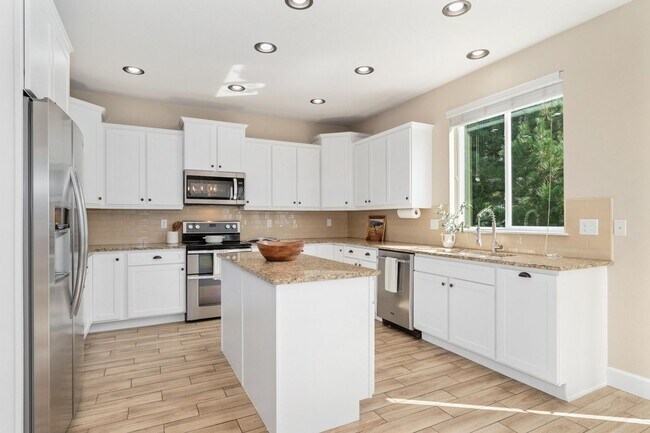 1240 S Verbena St in Denver, CO - Building Photo - Building Photo