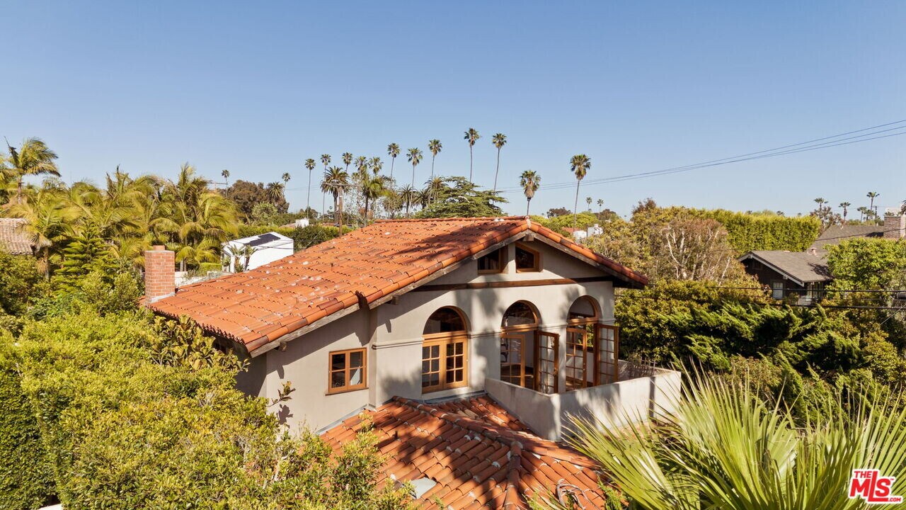615 4th St in Santa Monica, CA - Building Photo