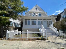 29 Bartram Ave in Atlantic City, NJ - Building Photo