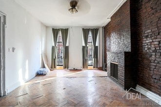 135 Fort Greene Pl in Brooklyn, NY - Building Photo - Building Photo