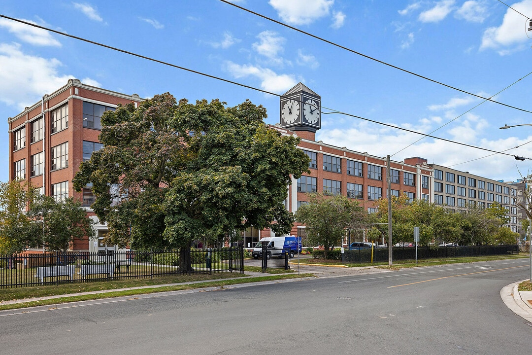 Time Square Apartments in Peterborough, ON - Building Photo