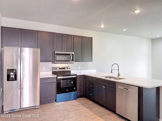 534 L M Davey Ln in Titusville, FL - Building Photo - Building Photo