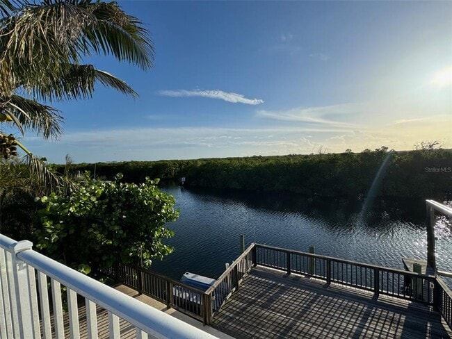 property at 4604 Bay Crest Dr